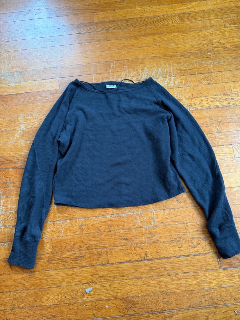 We The Free Black Long-Sleeve Cropped Knit Top